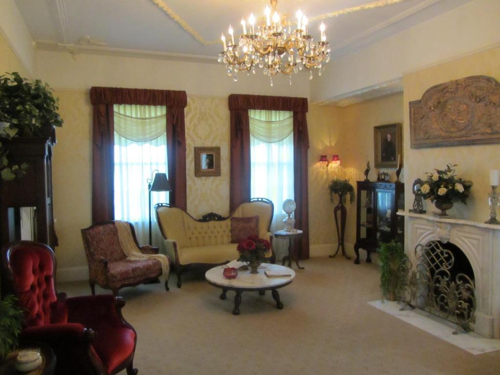 Bybee'S Historic Inn Джексонвілл Екстер'єр фото